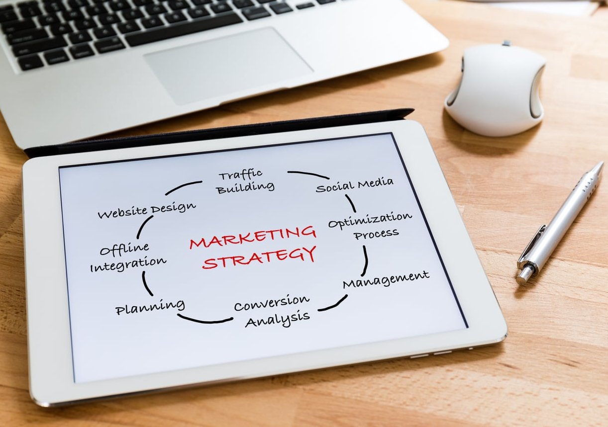 email marketing laptop